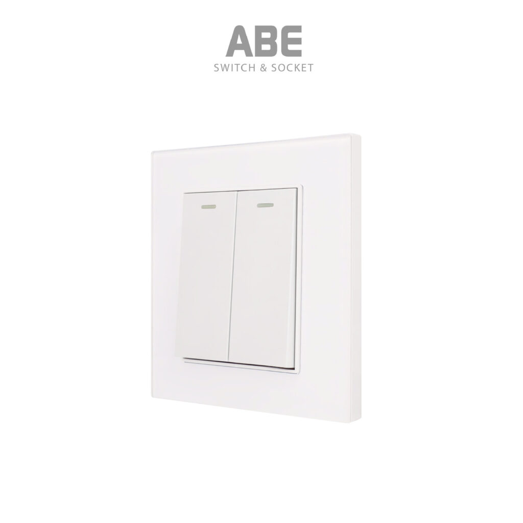Công tắc - ổ cắm Crystal S White 2