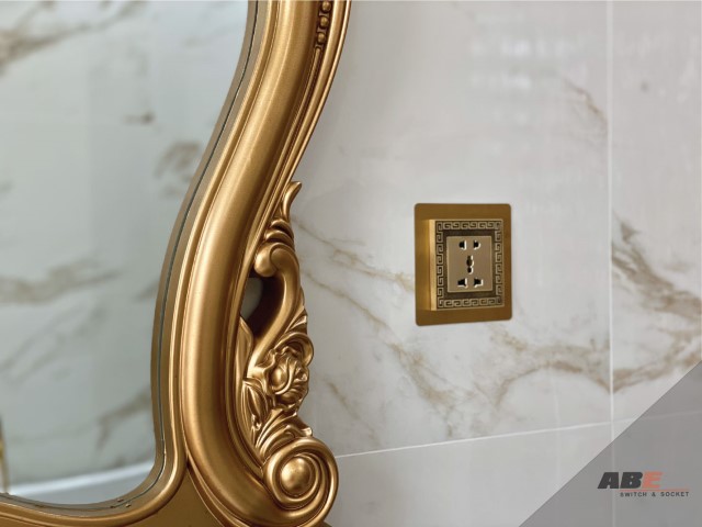 Hạt ổ cắm màu vàng